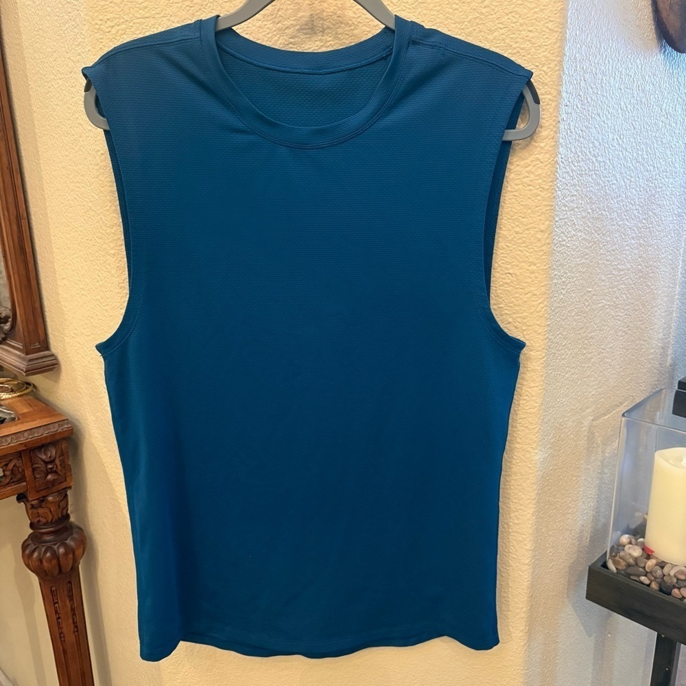 LULULEMON Men Blue Athletic Tank Top Size
S/M